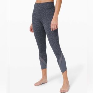Lululemon Wunder Under Crop High-Rise *Roll Down Scallop Full-On Luxtreme 23"